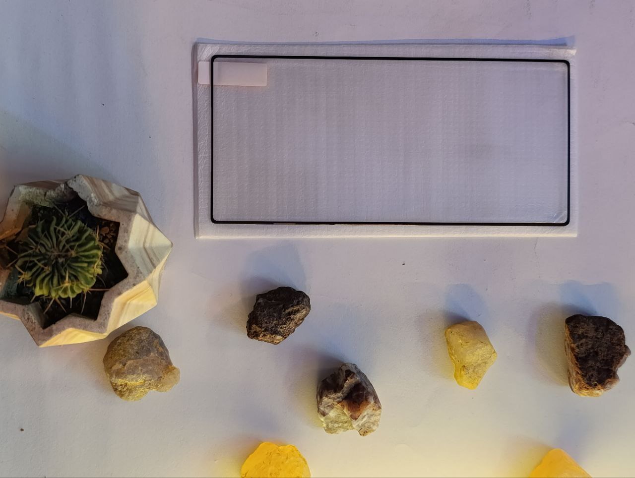  گلس UV با کیفیت عالی 